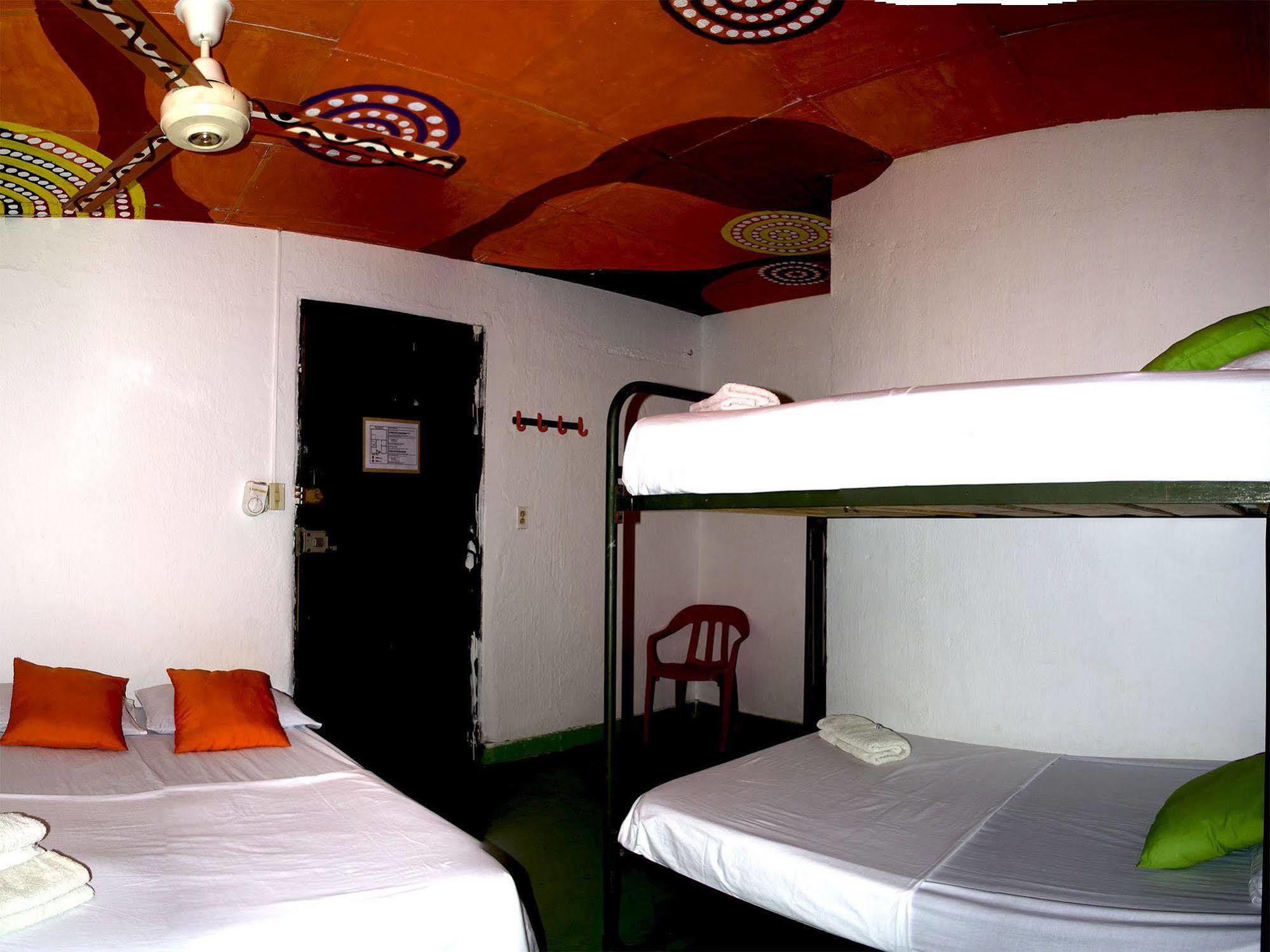 Hostel Villa Mary Taganga Exterior photo