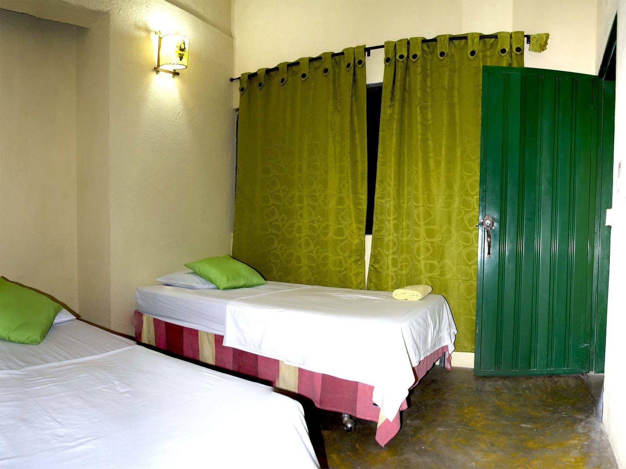 Hostel Villa Mary Taganga Exterior photo